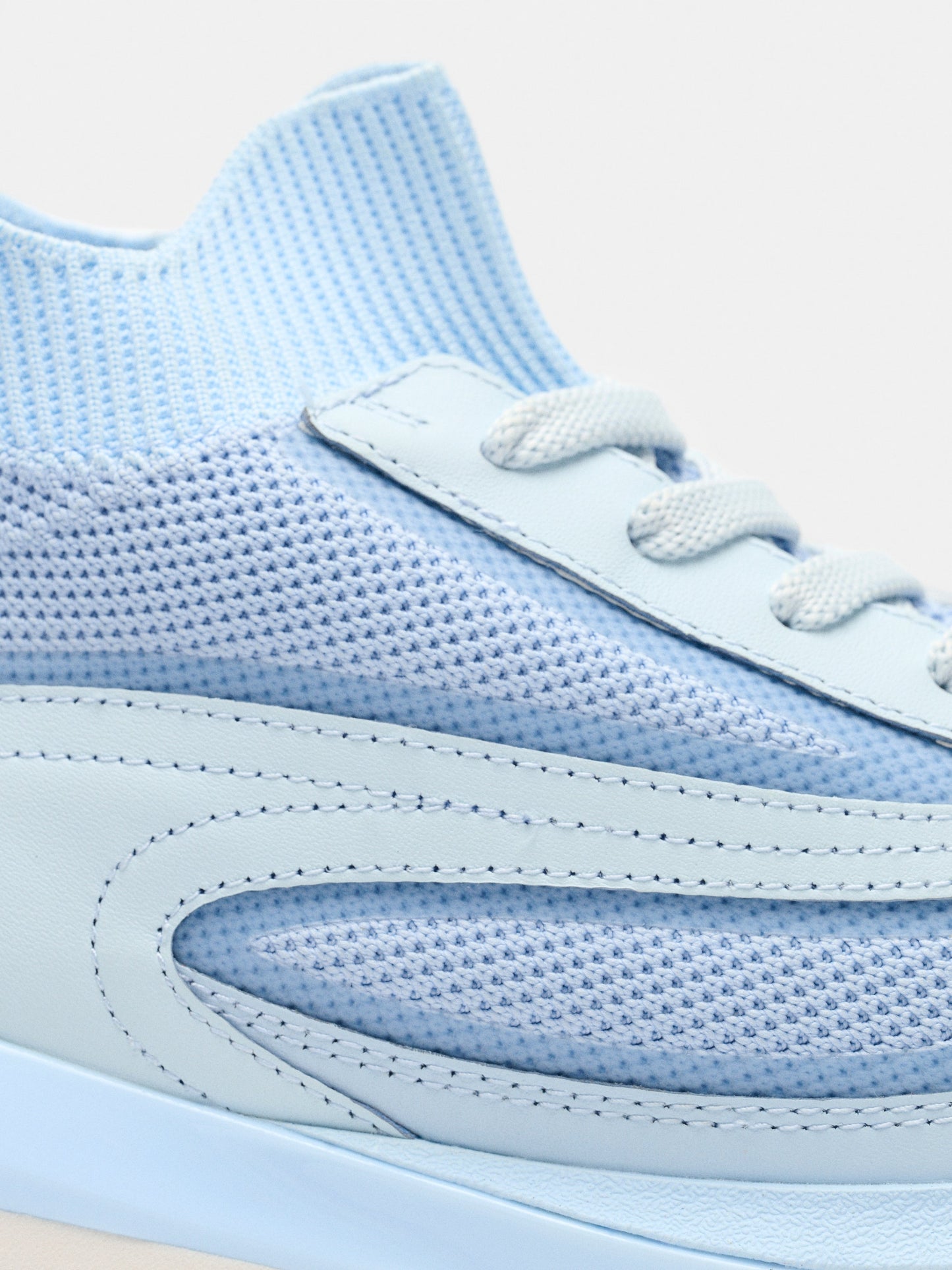 Seven Flyknit Runner Light Blue
